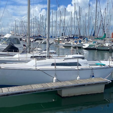 Location Un Petit Voilier Hotell La Rochelle  Eksteriør bilde