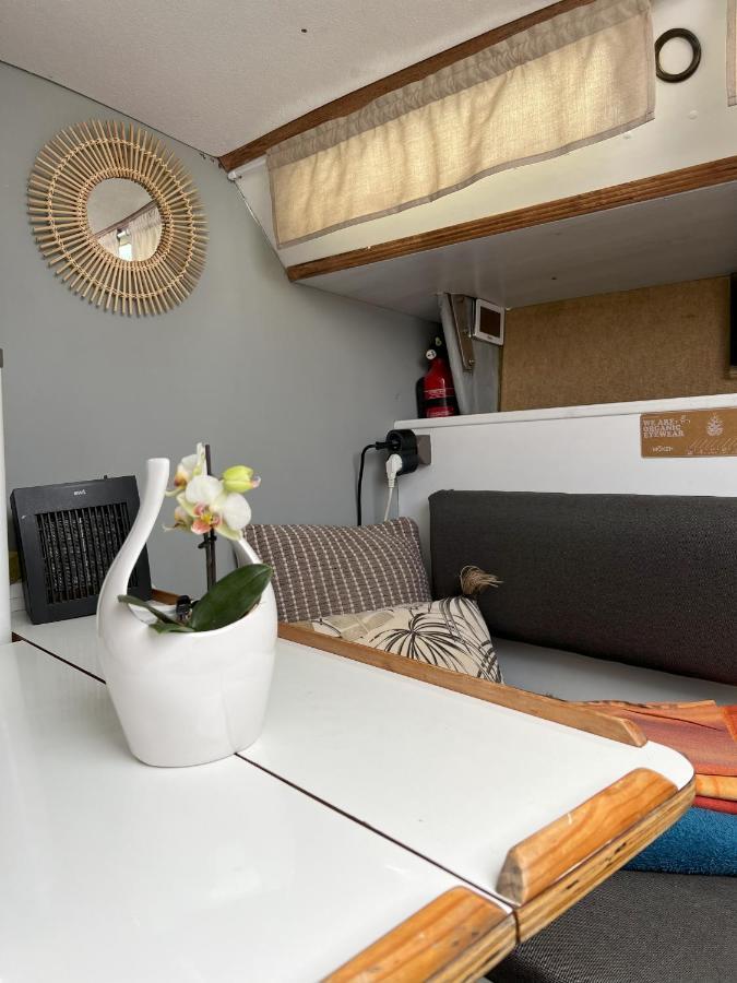 Location Un Petit Voilier Hotell La Rochelle  Eksteriør bilde