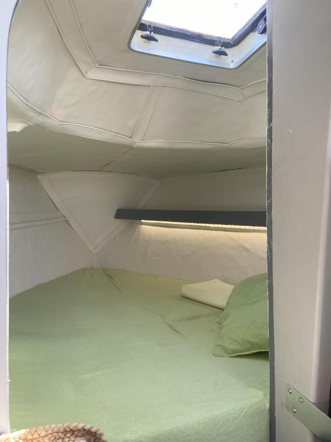 Location Un Petit Voilier Hotell La Rochelle  Eksteriør bilde
