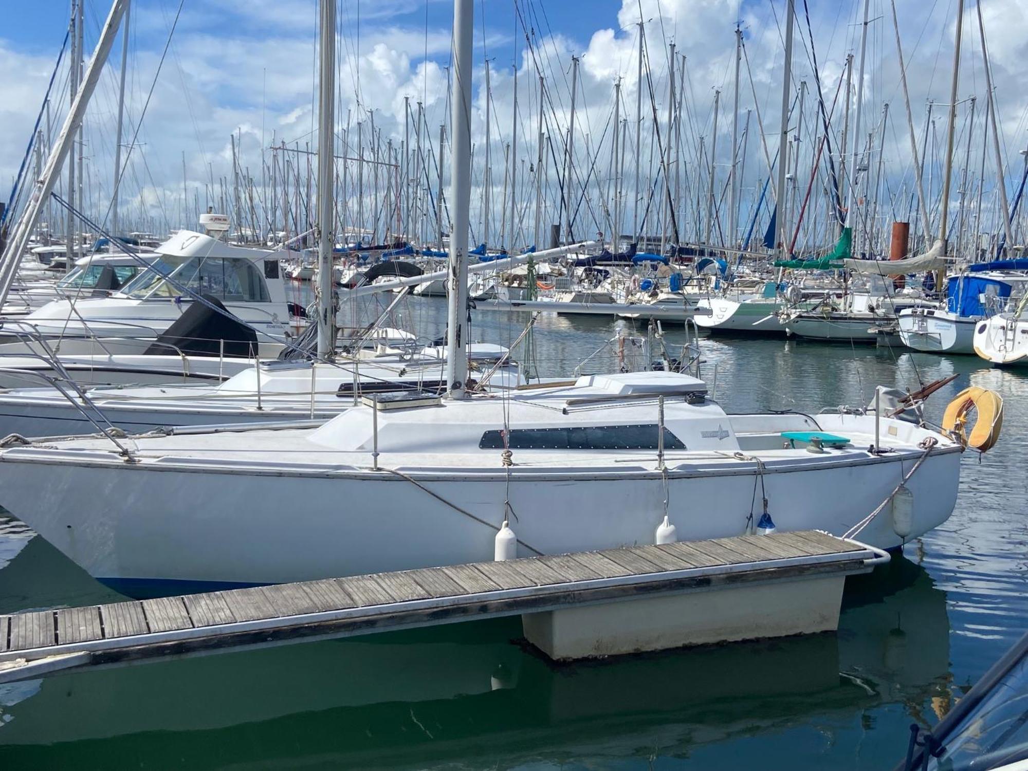 Location Un Petit Voilier Hotell La Rochelle  Eksteriør bilde